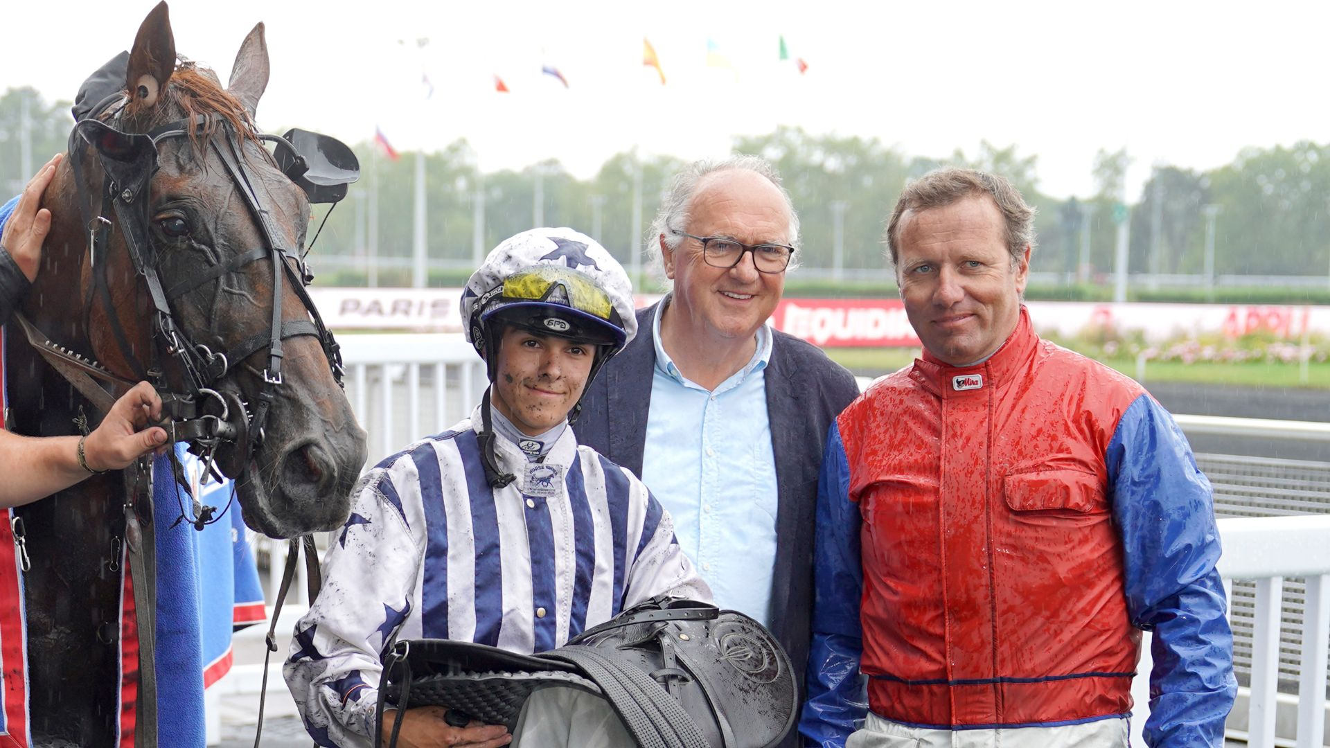 Philippe Beauvisage et Thierry Duvaldestin après un succès à Vincennes - © ScoopDyga