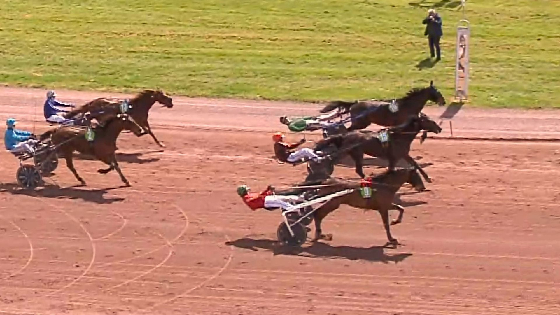 Kazan Beach (au centre) s'impose du mininum - © Equidia