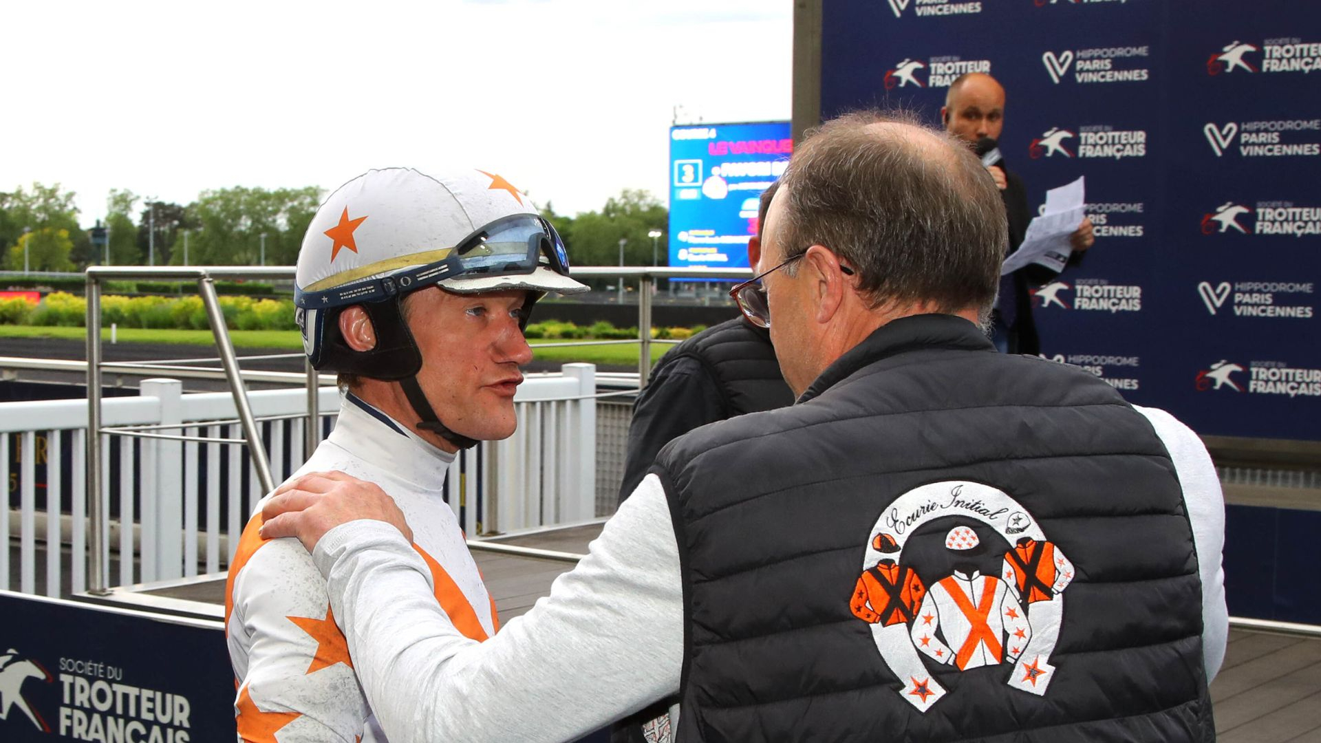 Les couleurs de l'Écurie Initial - © ScoopDyga