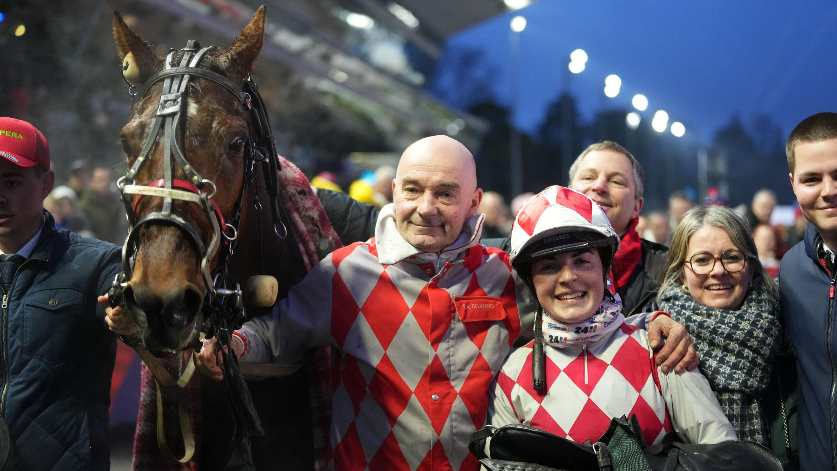 Éric et Marine Beudard avec Filou d'Anjou - © Aprh