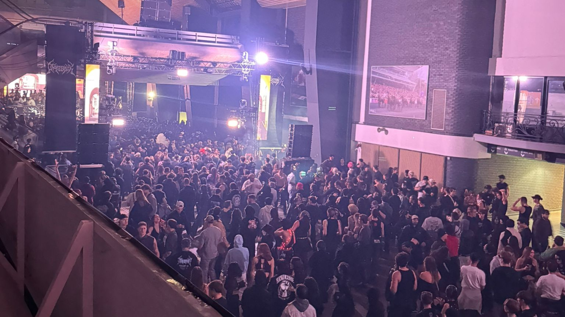 Le hall de Vincennes lors de la rave géante Organïk XXL - © SETF