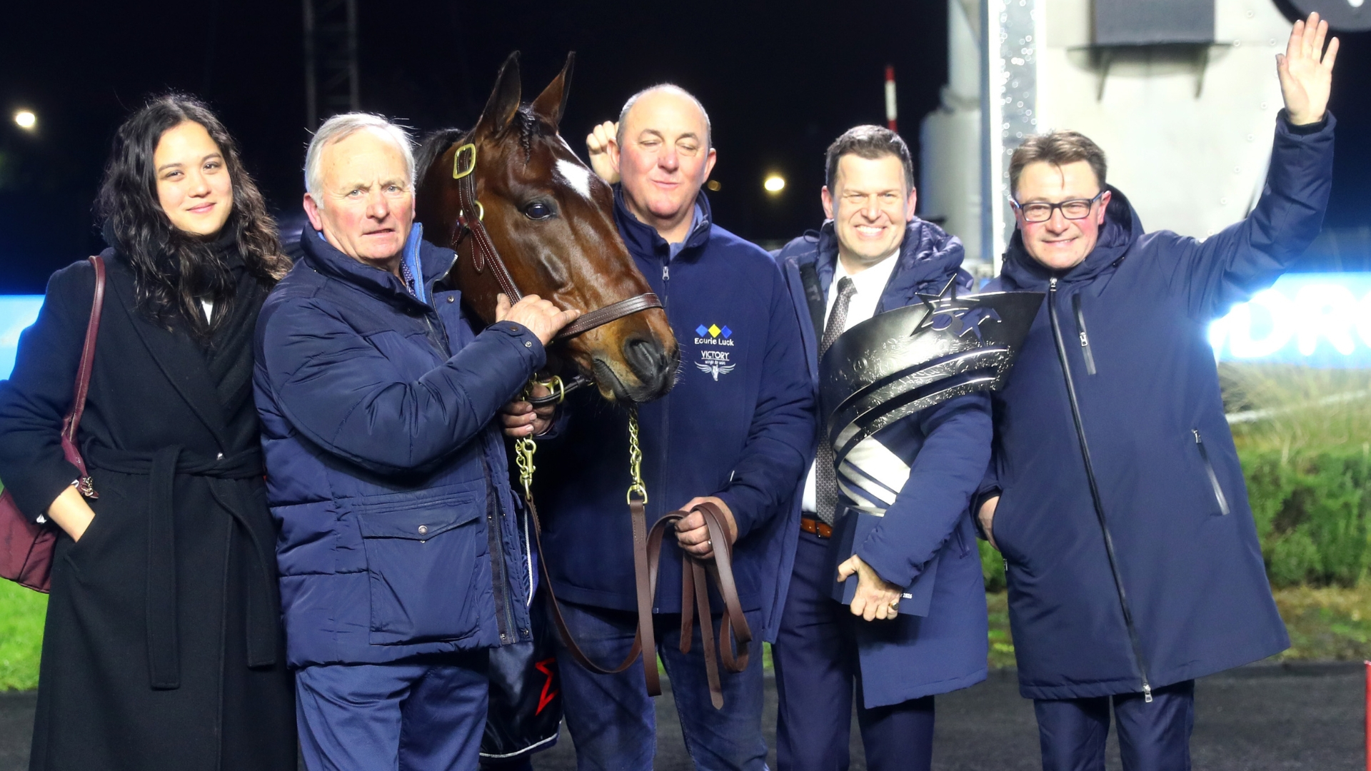 Hokkaido Jiel et l'équipe de son triomphe - © Aprh