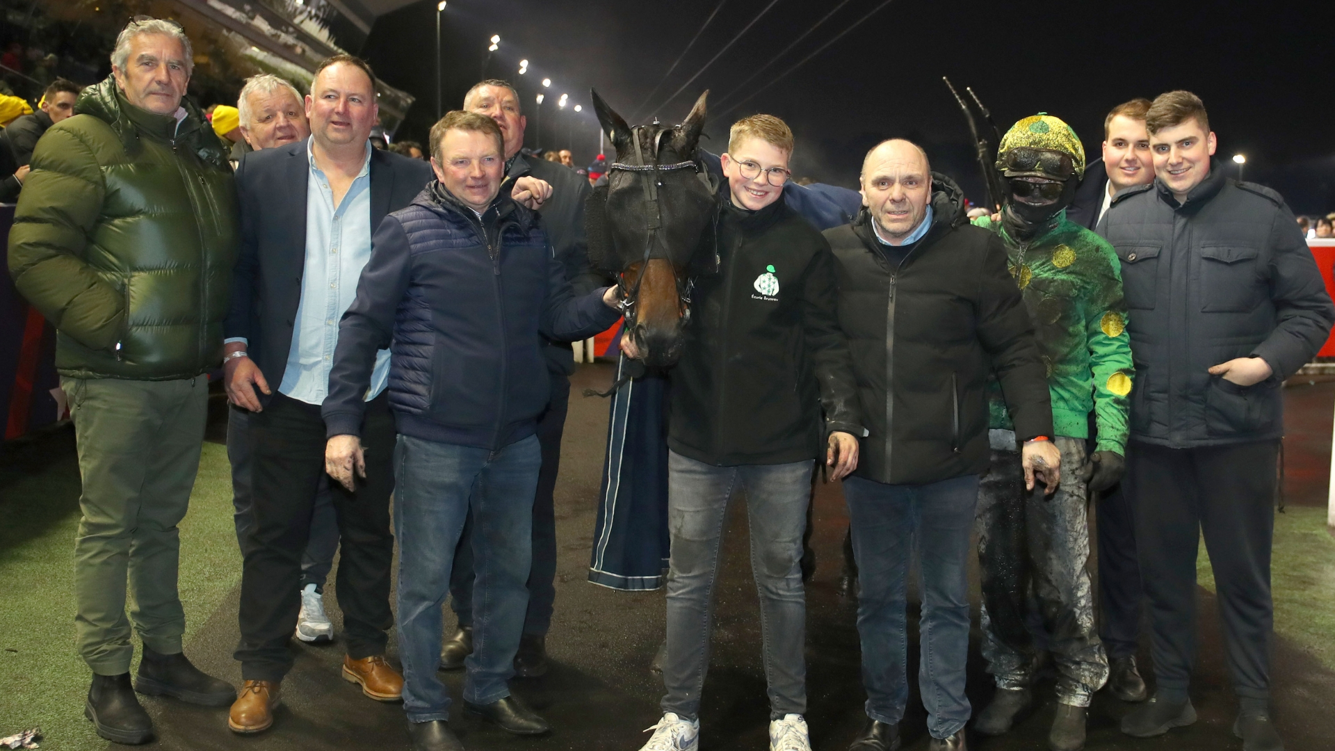 Le clan vainqueur autour d'Idylle Express - © Aprh