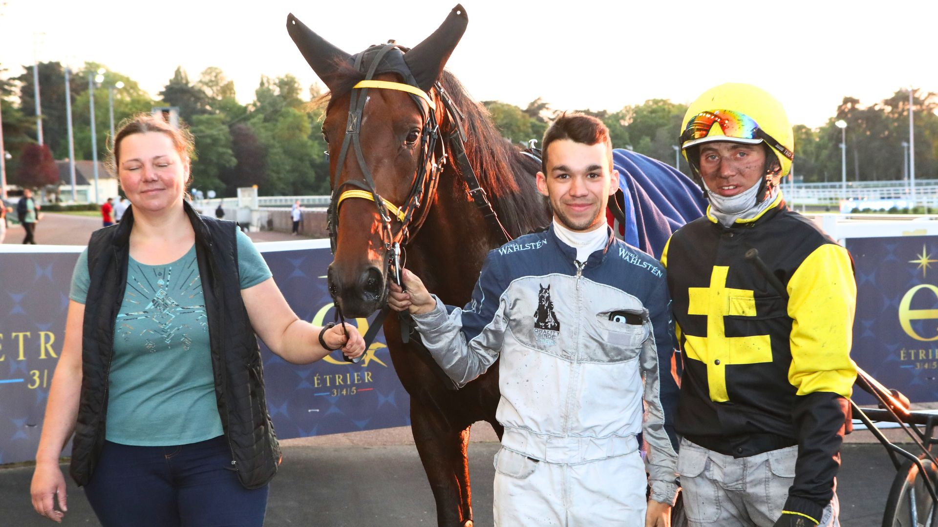 Maître Jacques et son entourage - © ScoopDyga