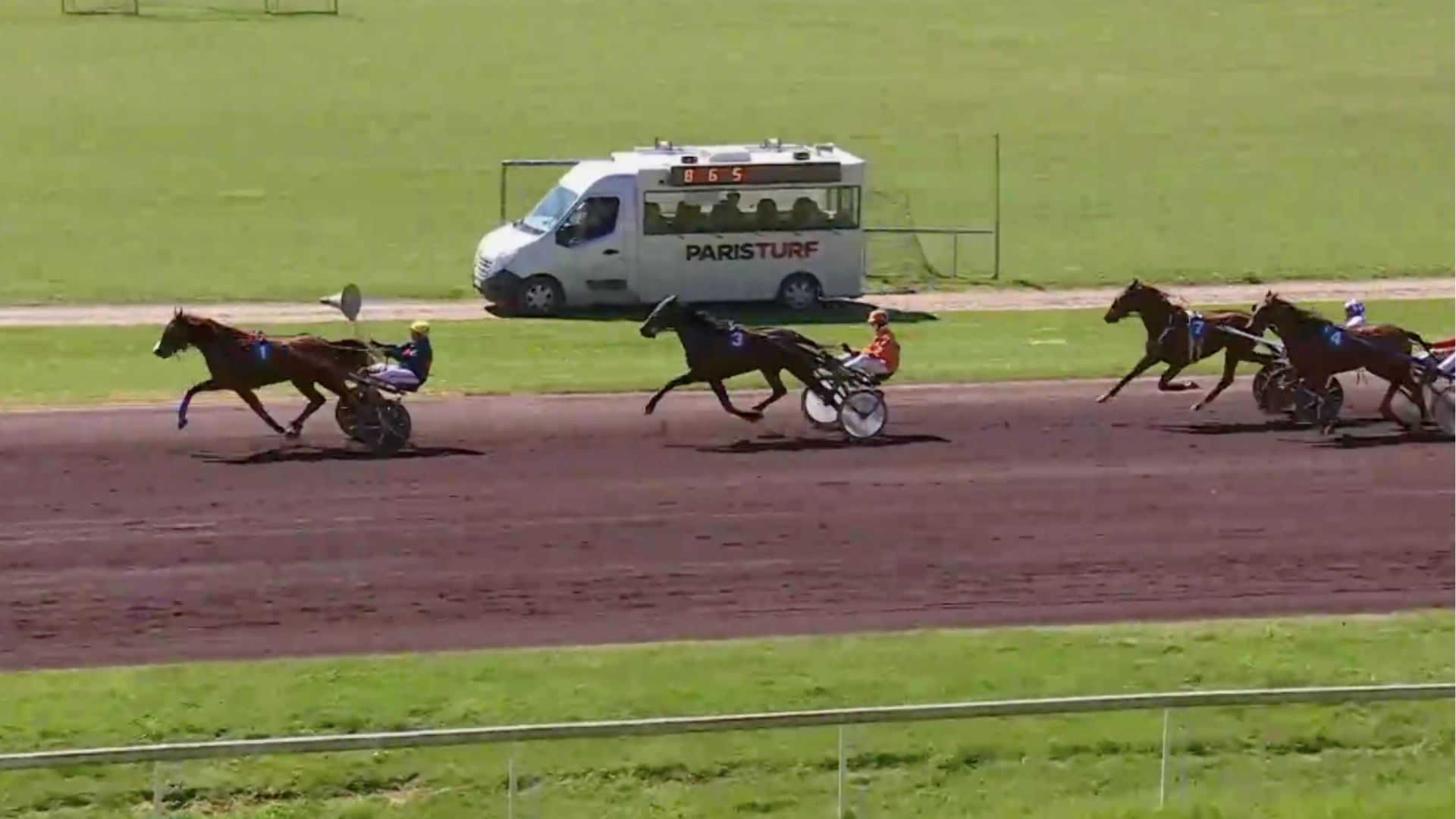 Nay Madrik - ©Equidia