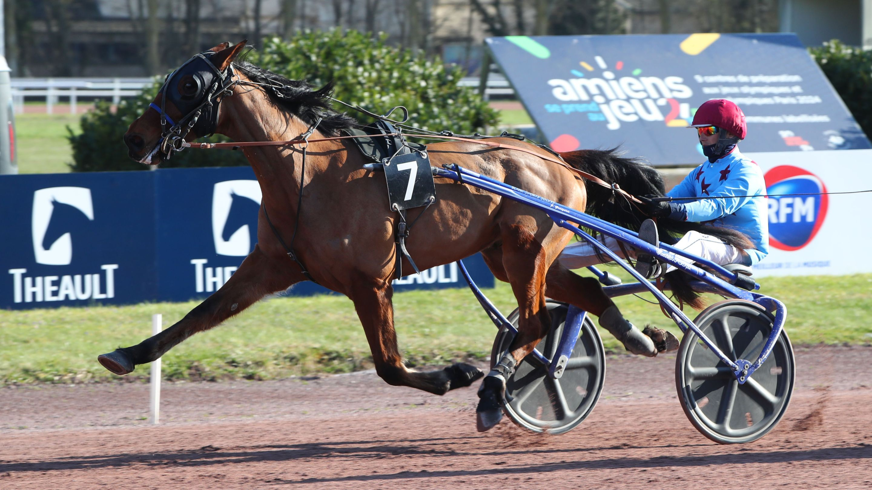 Never On Time en pleine action - © Aprh