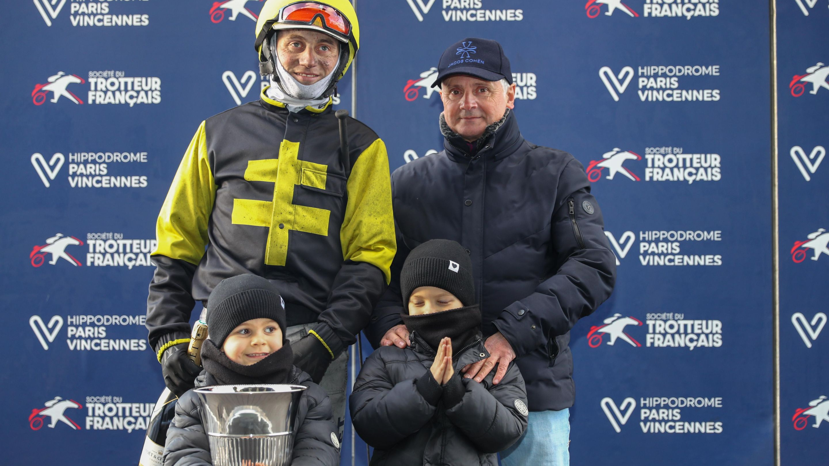 Le podium en famille du Prix Ephrem Houel - © ScoopDyga