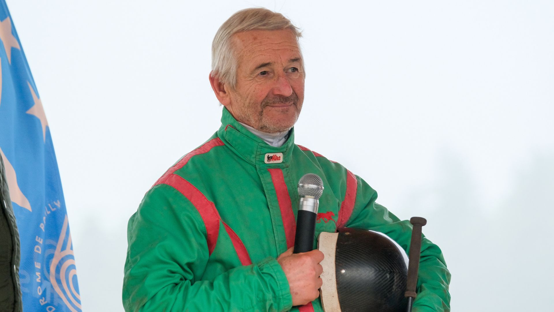 Serge Peltier sur le podium - ©Couleur Casaques