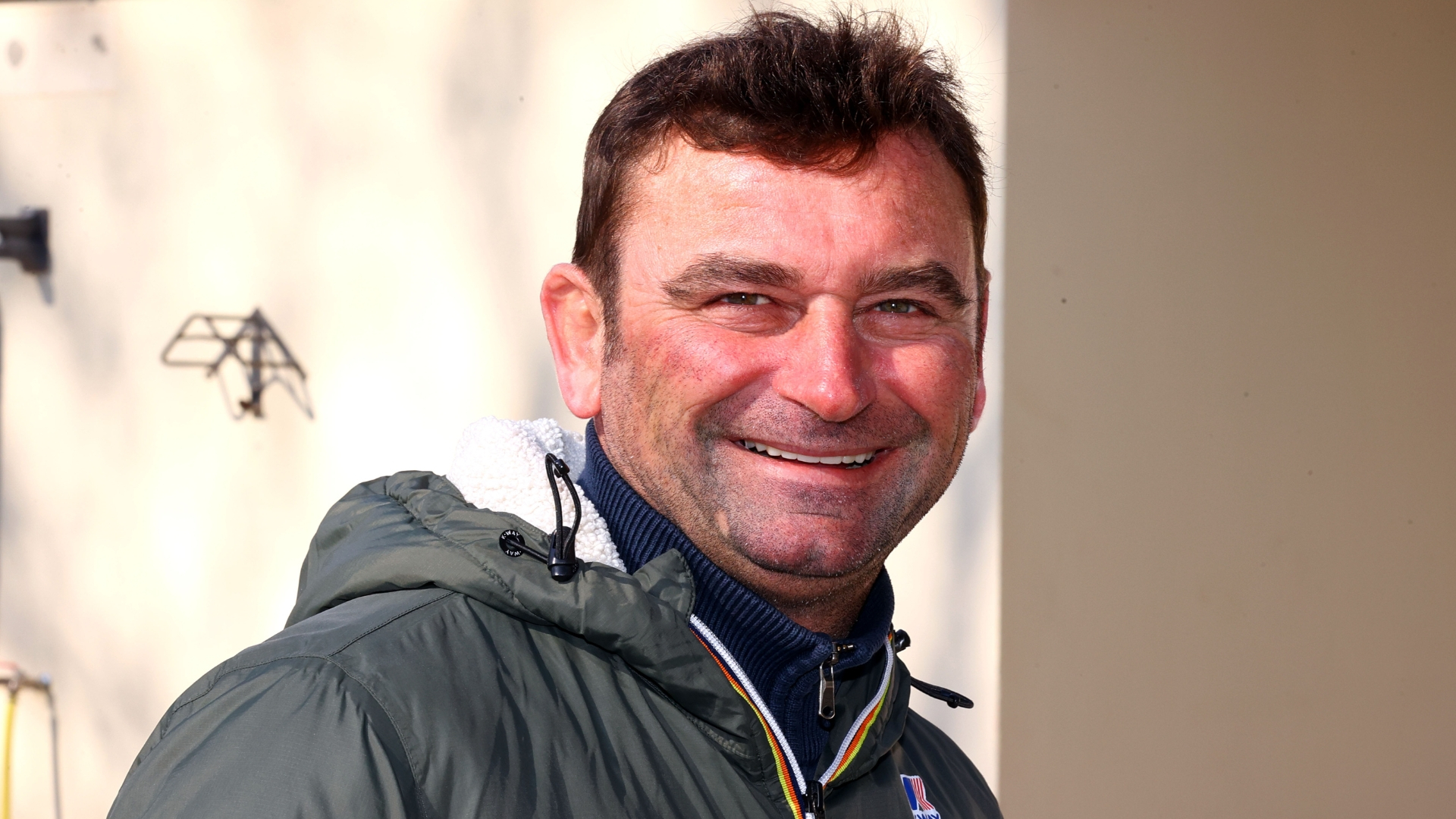 Sébastien Ernault entraneur lauréat avec Jurilovca - ©Scoopdyga