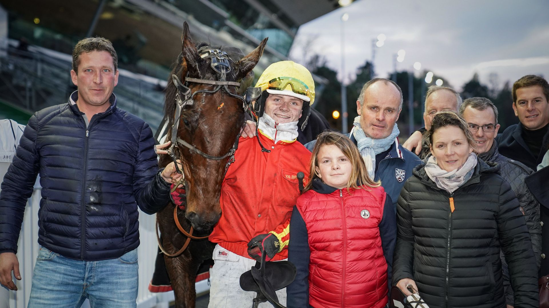 La première à Vincennes avec sa famille - © ScoopDyga